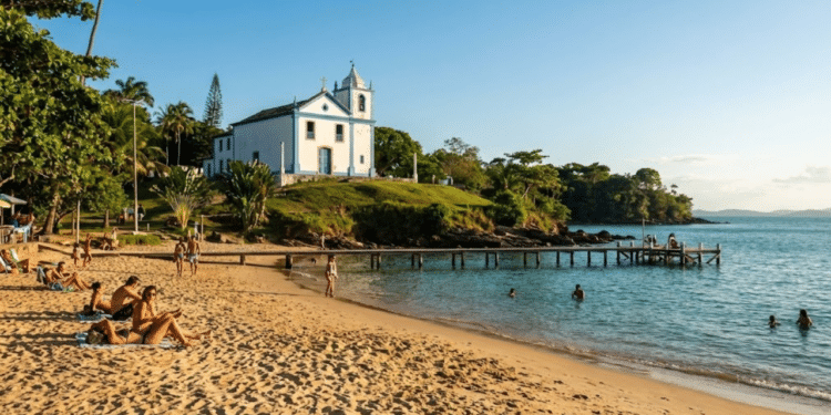Praia do Nordeste vence ranking global com águas cristalinas e preservação ambiental, tornando-se o destino mais disputado de 2026