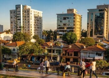 Quanto custa morar na capital do Paraguai em 2026: renda mínima exigida é menor do que muitos brasileiros imaginam