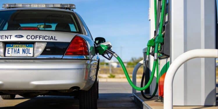 Nova lei quer tornar obrigatório uso de etanol na frota federal para acelerar descarbonização