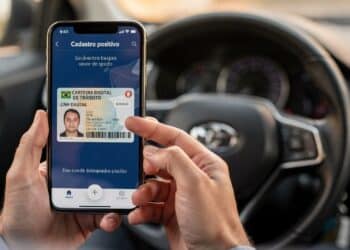 Nova vantagem no app libera renovação da CNH Digital sem taxas e sem exame presencial