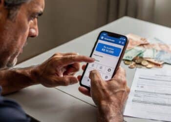 Erro de digitação em Pix de R$ 10 mil é atribuído ao cliente e Justiça isenta o banco de pagamento