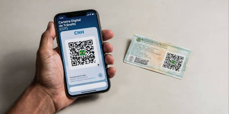 CNH digital garante 40% de desconto em multas e estabelece validade de 10 anos para motoristas em 2026