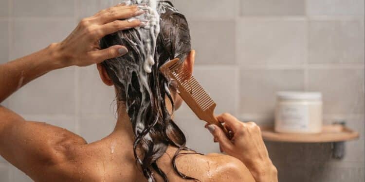 10 condicionadores de farmácia que entregam resultado de salão por menos de 15 reais