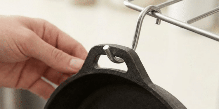 como o uso do furo no cabo evita riscos no teflon e proliferação de mofo