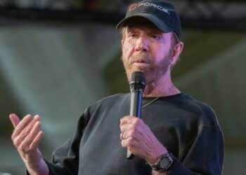 Lenda do cinema e das artes marciais, Chuck Norris morre aos 86 anos e deixa legado histórico