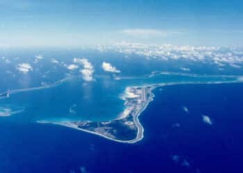 Ataque do Irã a base dos EUA no Oceano Índico eleva alerta internacional sobre alcance de seu arsenal