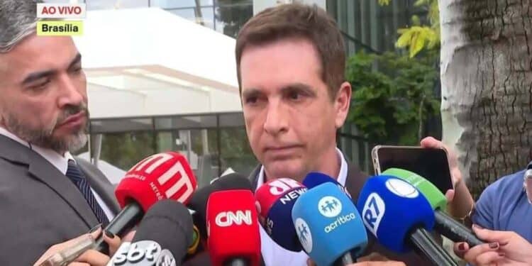 Médico explica condição de saúde de Bolsonaro e aponta "comprometimento moderado"