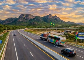 Duplicação da BR-222 no Ceará é inaugurada após obras de R$ 558 milhões que prometem reduzir o tempo de viagem e aumentar a eficiência do transporte de passageiros e cargas