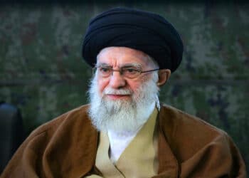 Israel afirma ter destruído bunker subterrâneo usado por Ali Khamenei em Teerã