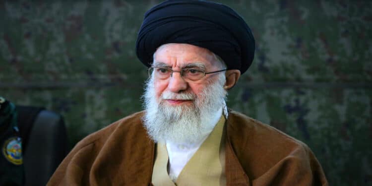 Aiatolá Ali Khamenei - Foto: Wikimedia Commons