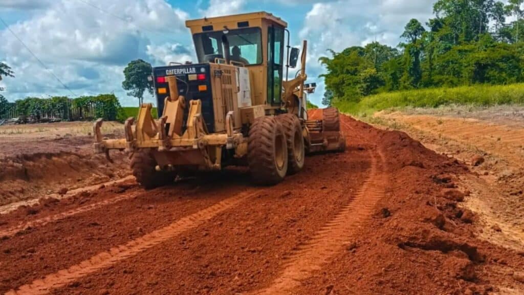 trecho da RO-458 que liga Alto Paraíso ao distrito de Triunfo