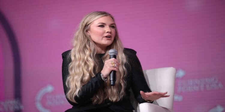 Viúva de Charlie Kirk é nomeada por Donald Trump para conselho militar