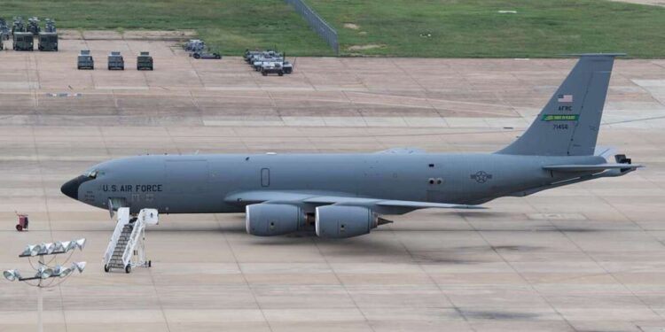 Queda de avião de abastecimento mata militares dos EUA no Iraque