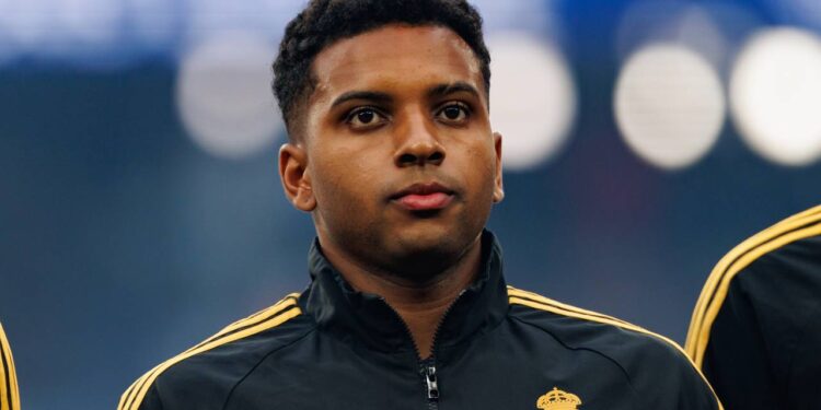 Lesão séria no joelho afasta o atacante Rodrygo da Copa do Mundo, revela jornal espanhol