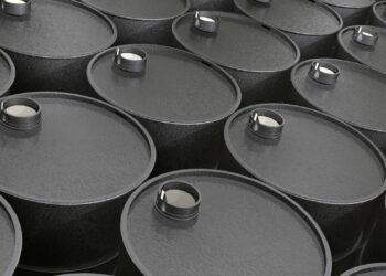 Ataques no Oriente Médio provocam alta do petróleo e acendem alerta no mercado global