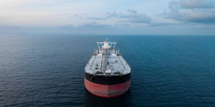 Irã anuncia fechamento do Estreito de Ormuz para EUA, Israel e Europa e eleva tensão global