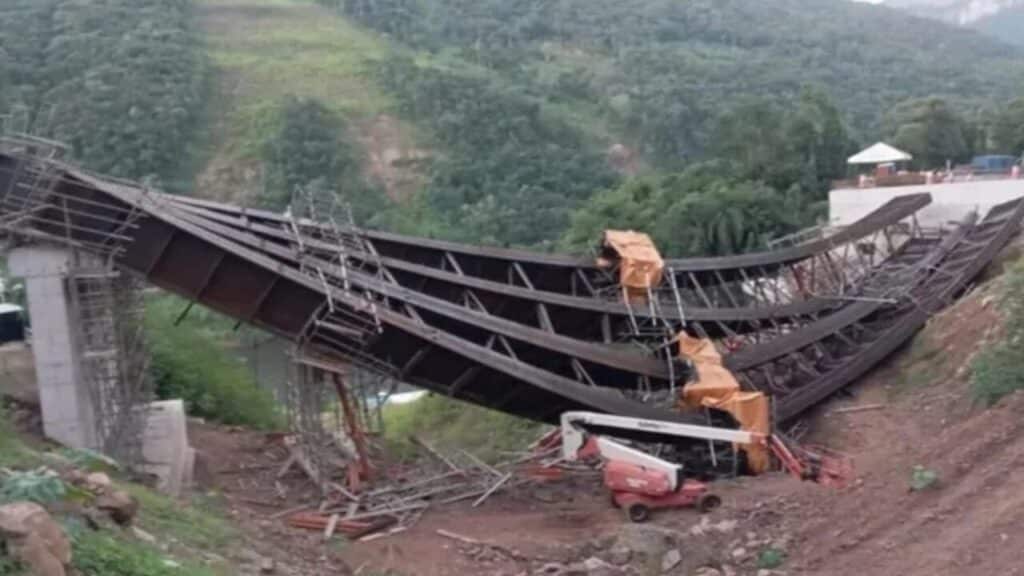 Dnit confirma atraso na obra da ponte que desabou na BR-470 sem aumento de custo no investimento de R$ 52,3 milhões