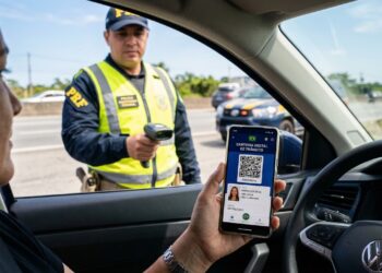 Motoristas que andarem sem esses dois papéis no veículo correm risco de multa