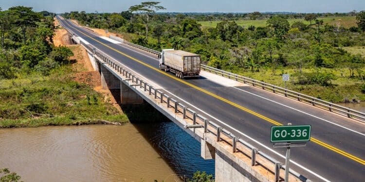 Ponte de R$ 2,5 milhões na GO-336 melhora escoamento da safra entre Goiás e Mato Grosso