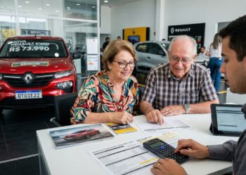Nova lei pode deixar compra de carros mais baratos para idoso acima dos 60 anos