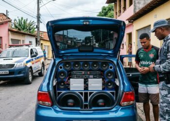 Muito motorista não sabe, mas som alto no carro pode gerar multa de R$ 195 e 5 pontos na CNH
