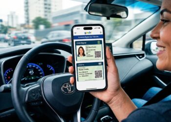 Multa pesada será aplicada a motoristas que não estiverem com dois documentos exigidos por lei