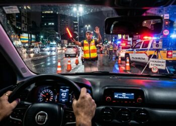 Mudança nas regras pode pesar no bolso e gerar gasto próximo de R$ 3 mil para motoristas