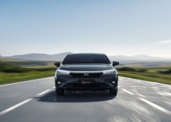 Honda City 2026 ganha desconto de R$ 13.613 para abater Fiat Cronos com motor 1.5 de 126 cv e pacote Sensing