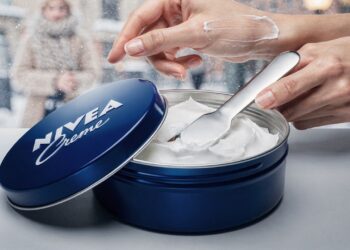 Creme NIVEA da latinha azul: o clássico multifuncional na rotina de 2026