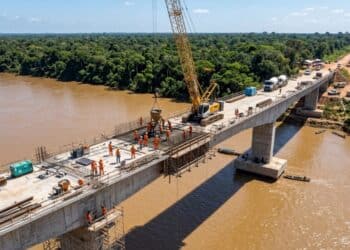 A ponte sobre o Rio Tarauacá entra no centro das atenções com obra de R$ 12 milhões na BR-364/AC