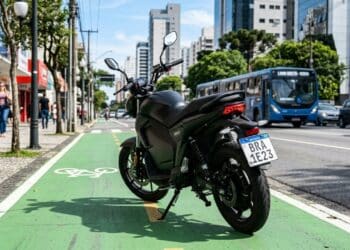 Novo prazo para regularizar moto elétrica é liberado e regra muda para veículos de até 50 km/h