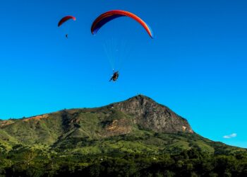 A cidade mineira que os americanos ajudaram a criar o sonho americano é a capital mundial do voo livre