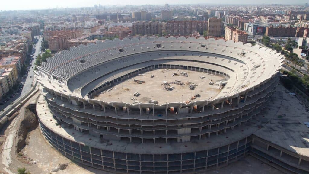 Estão construindo um estádio de 70.044 lugares que pode virar vitrine da Copa do Mundo