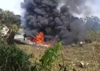 A tragédia envolvendo a queda de avião militar na Colômbia e o que já se sabe até agora