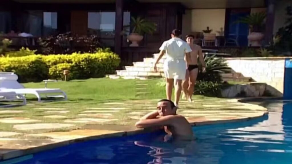 Mansão icônica da novela 'Laços de Família' pode ficar disponível para aluguel e valor da diária choca fãs