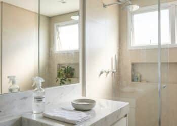 Misture isso na água e o vidro não fica embaçado por semanas