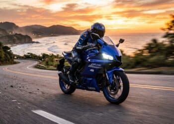 250 Yamaha 2026, irmã da R3, promete fazer até 37,5 km/l