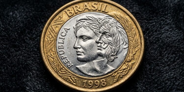 Colecionadores trazem alerta sobre moeda de 1 real que pode estar na sua casa