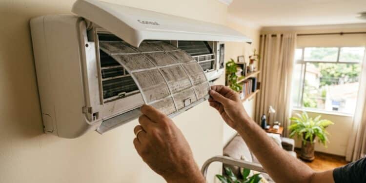 Se você não fizer isso agora, o seu outono será um pesadelo: motivos pelos quais você deve limpar seu ar-condicionado em abril