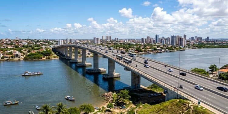 Ponte de Igapó recebe R$ 30 milhões e reforça uma travessia de 606 metros com 70 mil veículos por dia
