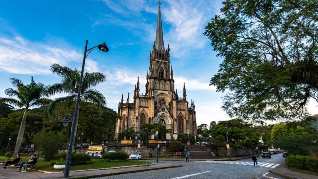 As 3 cidades na serra do Rio de Janeiro que fazem você se sentir na Europa