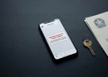 Justiça cancela cartões de crédito e contas bancárias de brasileiros com este tipo de dívida