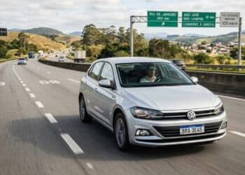 90 km/h não é a velocidade mais econômica: um estudo francês descobriu outro número, e ele vai te surpreender