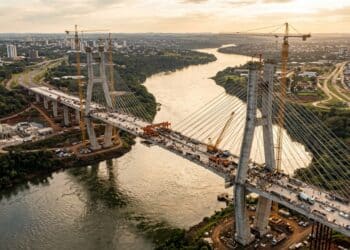 Ponte da Bioceânica passa de 80% de execução e entra na fase decisiva com investimento superior a R$ 575 milhões