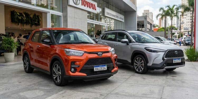 O fim do reinado do Toyota Corolla Cross: qual será o SUV mais barato da marca em abril de 2026
