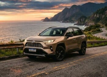 Toyota lança novo RAV4 2026 no Brasil com versão plug-in de 306 cv e autonomia elétrica que alcança 80 km