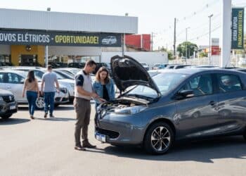 Em 2026, carros elétricos seminovos podem ser vendidos em menos de 40 dias no mercado