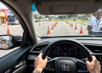 Motorista com CNH B encara novas regras de trânsito a partir de hoje