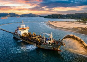 Santa Catarina realiza megaoperação de R$ 333 milhões que já removeu areia do mar equivalente a duas mil piscinas olímpicas e amplia acesso para navios maiores