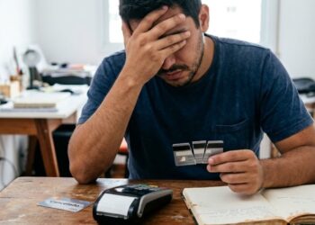 Quem tem este tipo de dívida pode ter cartões de crédito e contas bancárias cancelados pela Justiça